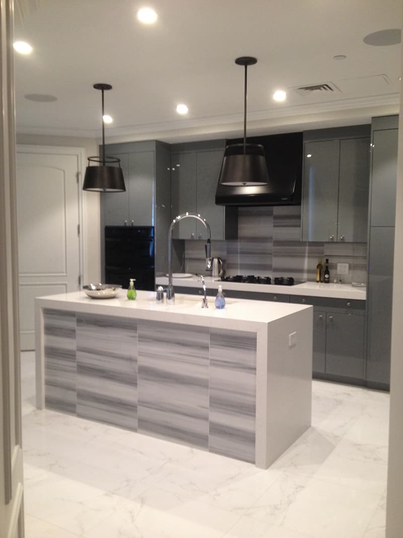 kitchen-lacquered-cabinets-grey-cabinetry