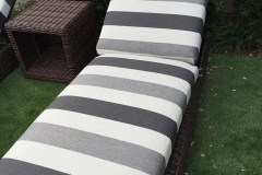 Backyard_chaise_Artificial_grass