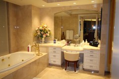 Master bath, vanity,
